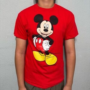 Disney Unisex Red Mickey Mouse Graphic Short Sleeve Crew Neck Tee Size M